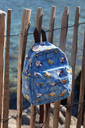 YB-200-052_Jungle carnival_sac à dos-bleu_i.webp