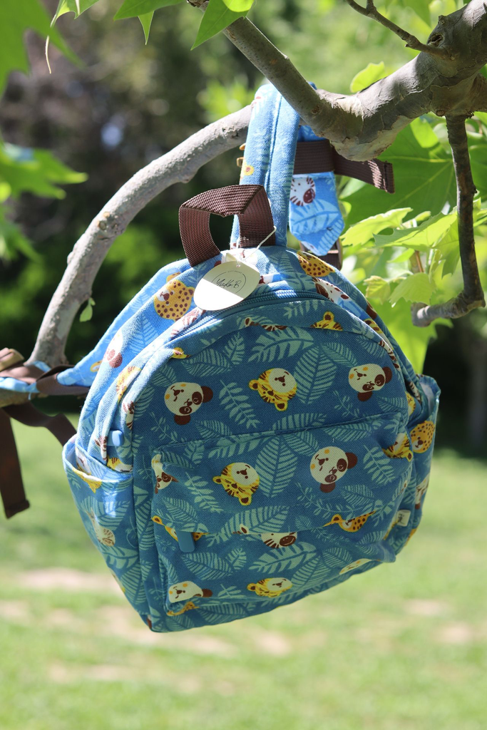 YB-200-052_Jungle carnival_sac à dos-bleu_j.webp