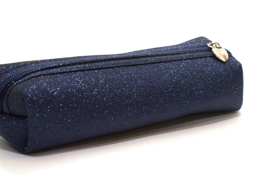 YB-700-032_Moon_Trousse-pailleté Marine_c.webp