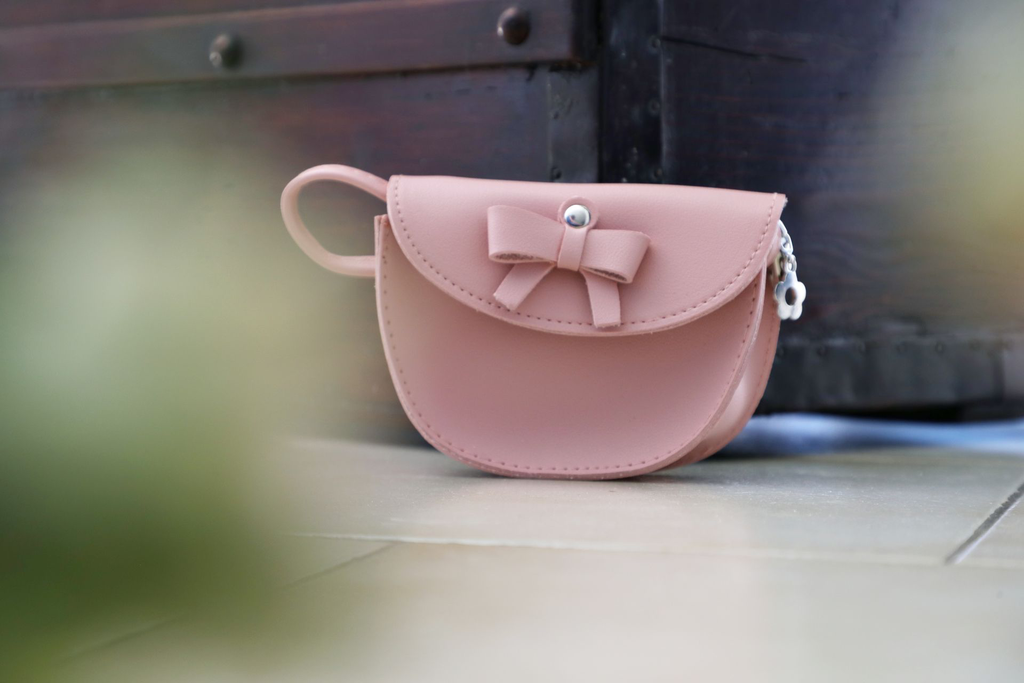 YB-100-068_Louise-rose_l.webp