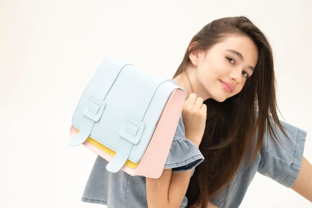 YB-200-033_Le Cartable-rose_e.webp