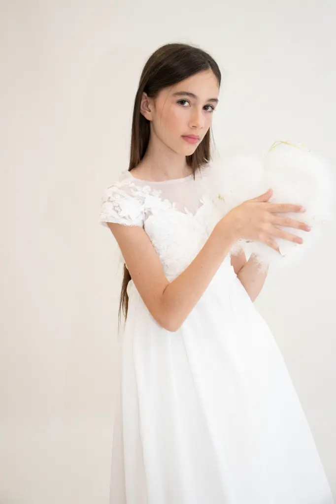 JEANNE_ROBE_01.webp