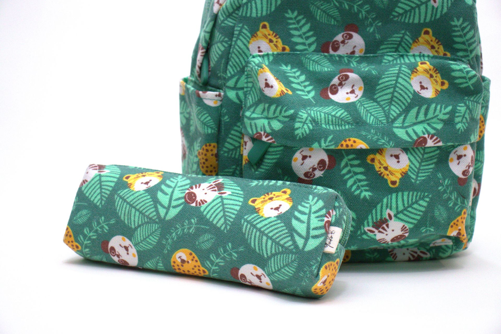 YB-200-056_Jungle carnival_Ensemble-vert_b.webp