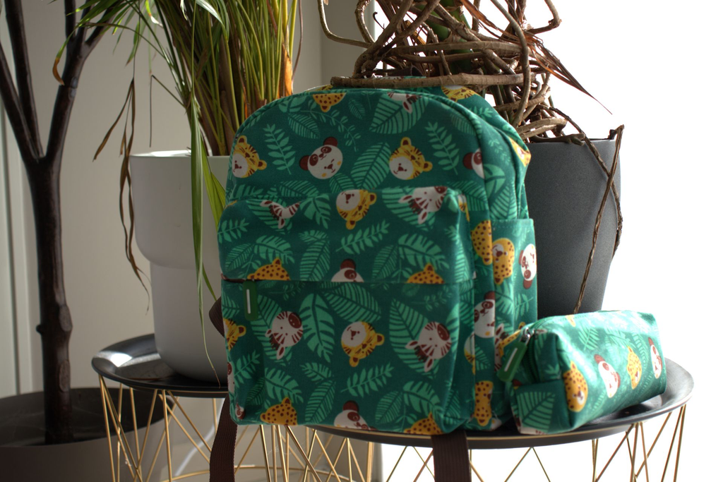 YB-200-056_Jungle carnival_Ensemble-vert_g.webp