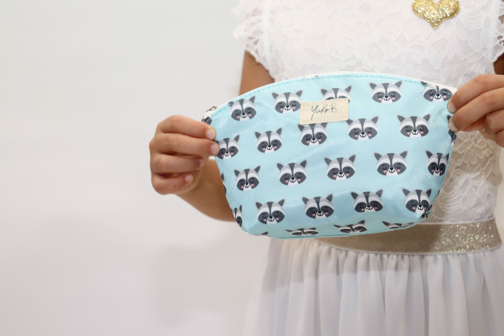YB-400-147_Carlie_Snack Bag_Racoon Koalas_d.webp